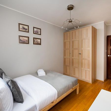 Metro Ksiecia Janusza Cosy Apartment Warsawa Bagian luar foto